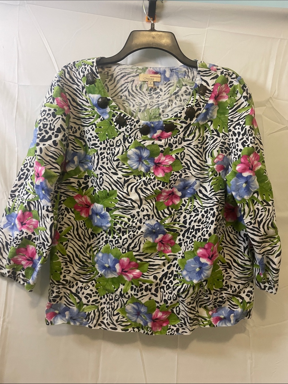 Chico's Zebra Floral Scoop Neck Top in White with Pink, Blue & Green